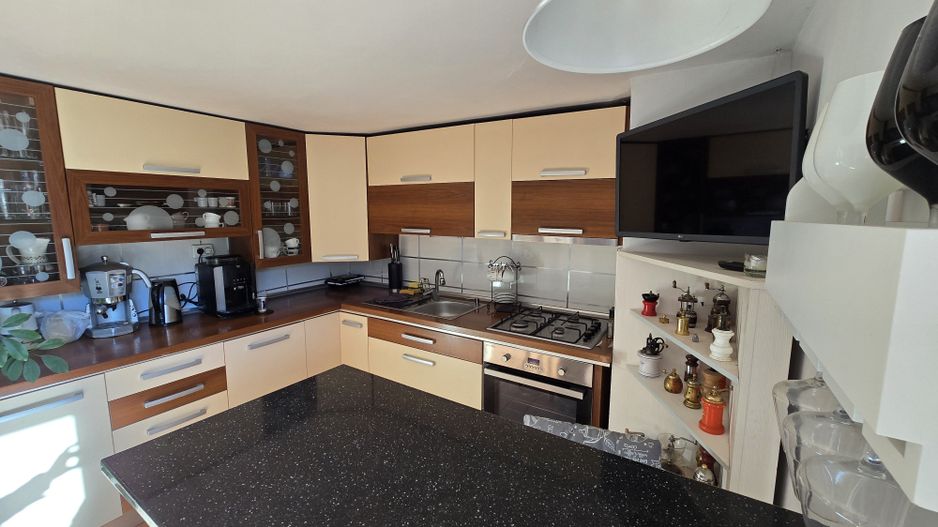 Casă spațioasă cu 6 camere în Triaj preț ajustat - COMISION 0%🌿🏡 - Poză 21