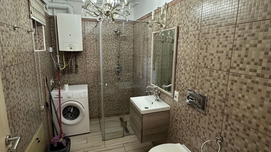 Apartment 4 camere Piata Unirii aproape de Medicina - Poză 6