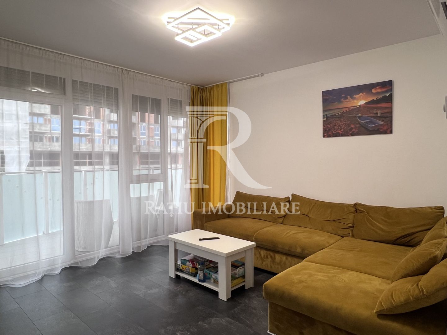Apartament Exclusivist cu Suită Matrimonială | Parcare | ARED | Oradea - Poză 1
