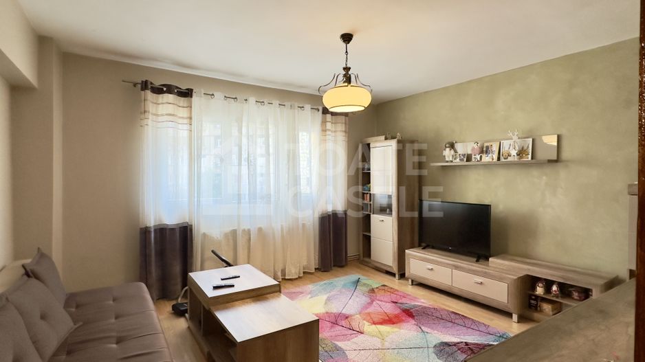 Apartament 2 camere, decomandat, zona Fabricii - Poză 1