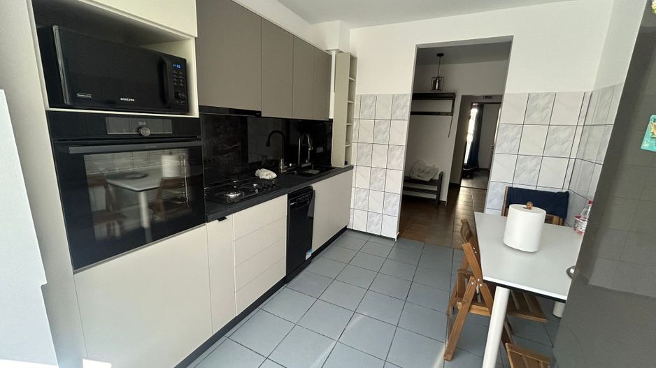 3 Camere Dristor Cu Parcare - Poză 4