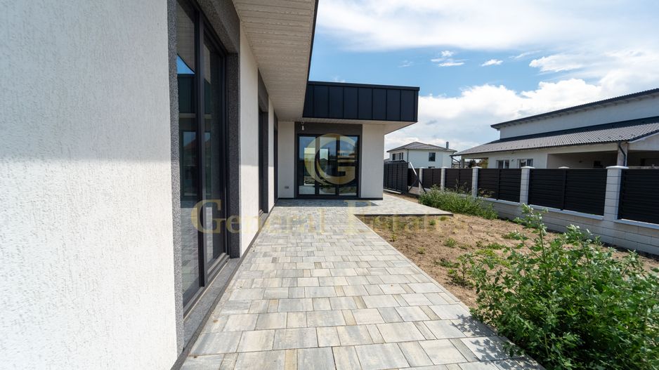 Casă modernă, parter, Halchiu – la doar 15 minute de Brașov - Poză 1