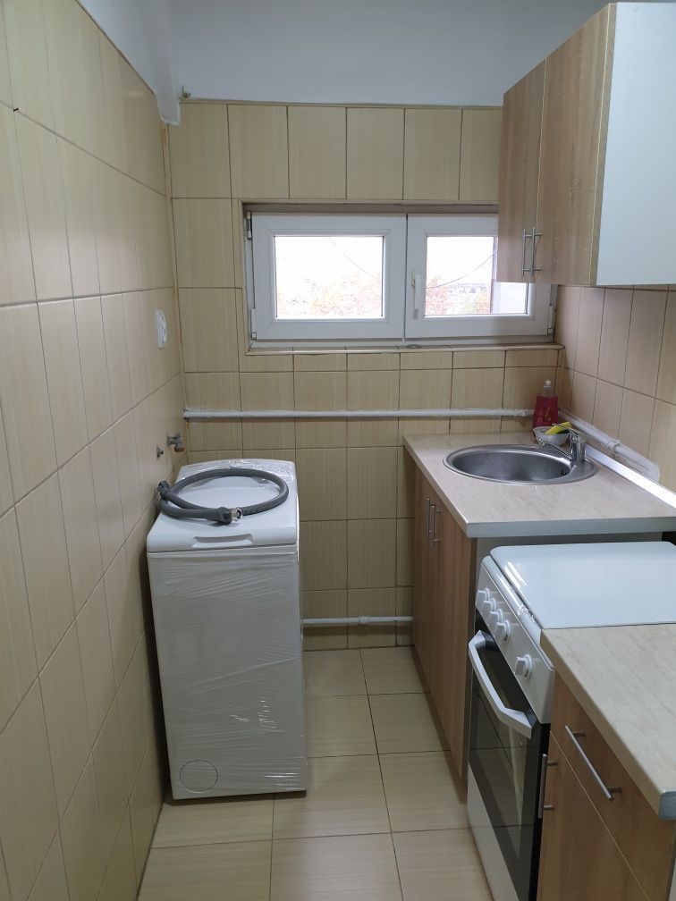 APARTAMENT IDEAL PENTRU INVESTIEI ZONA VICTORIEI - Poză 4