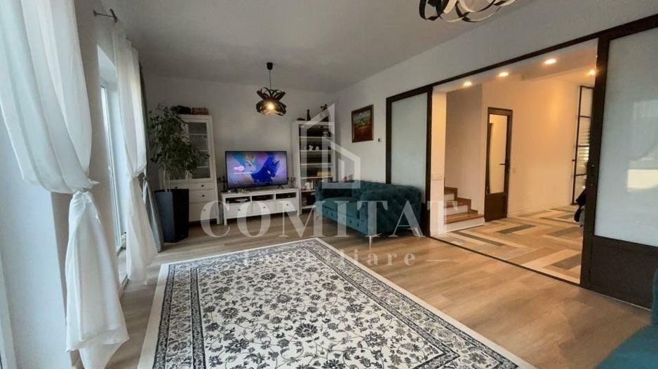 Casă modernă tip duplex | cartier Europa - Poză 1