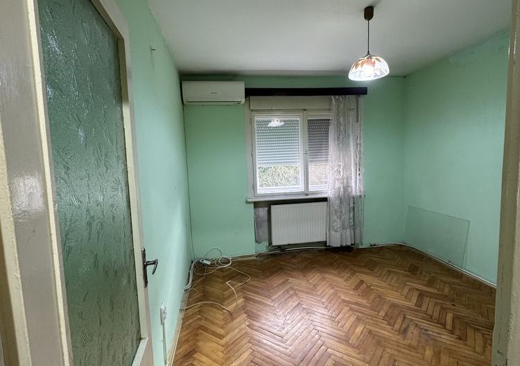 Apartament de vânzare în Micro 15 - Poză 4