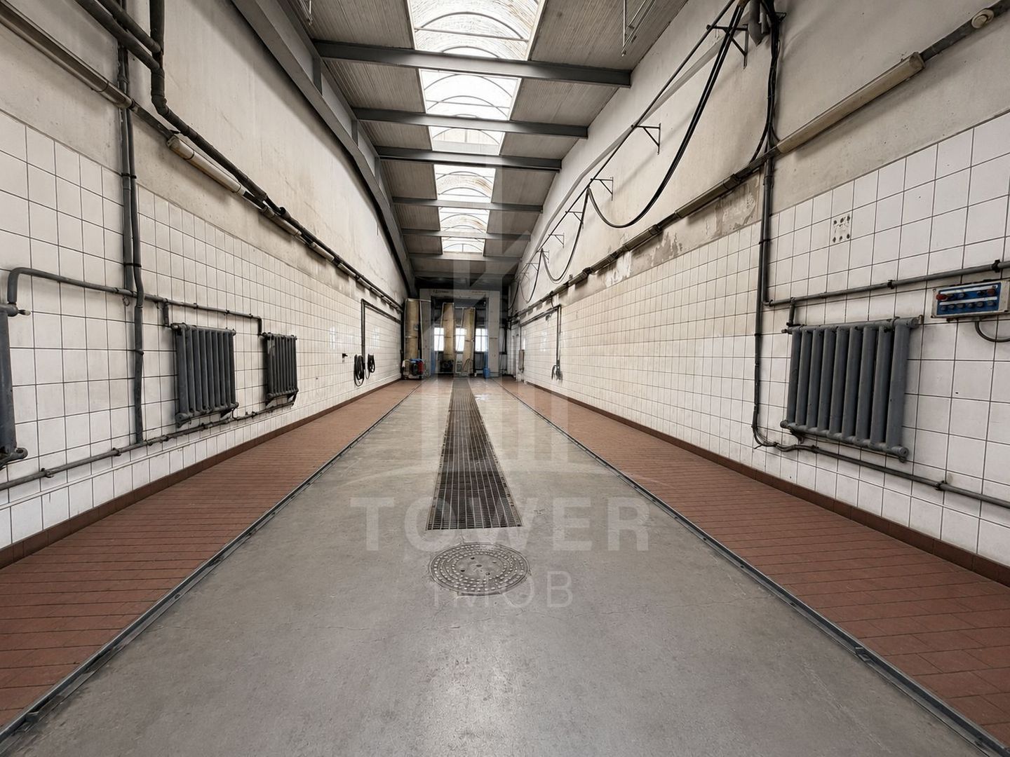 Hala industrială+spații administrative- Str. Tractorului - Poză 13
