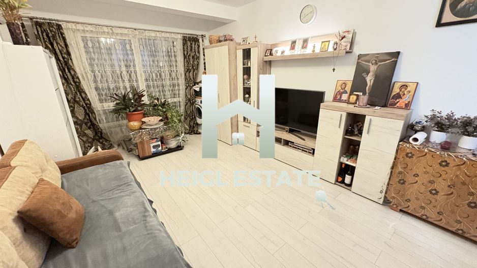 Apartament cu 2 camere decomandat la etajul 1 in Giroc - Poză 1