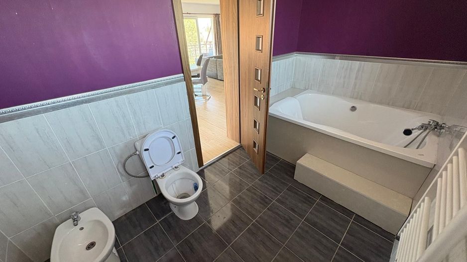 Dumbravita | 3 Camere | Curte Comuna. - Poză 6