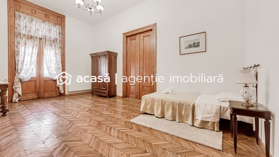 Bijuterie arhitecturală cu istorie. Confort modern, Ultracentral. - Poză 1