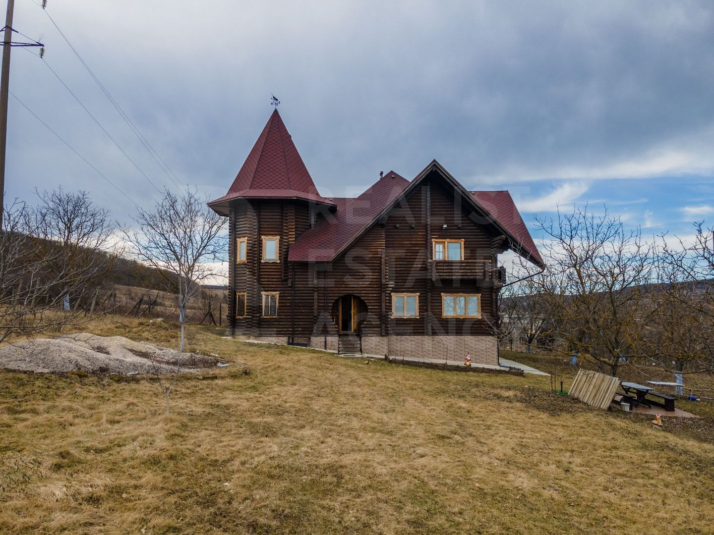 Vânzare, casă, 9 camere, satul Mîndra, r-nul Călărași. - Poză 7