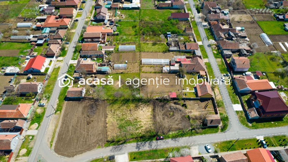 Casă cu grădina în Curtici - Poză 4