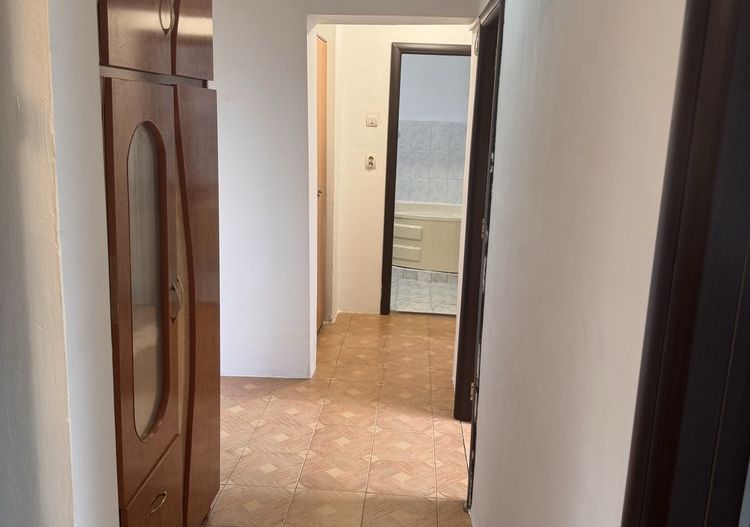 Apartament 3 camere + loc de parcare, zona Lujerului - Poză 3