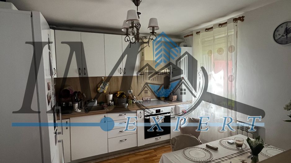 Apartament 4 camere de vânzare la parter in Sebeș - Poză 3