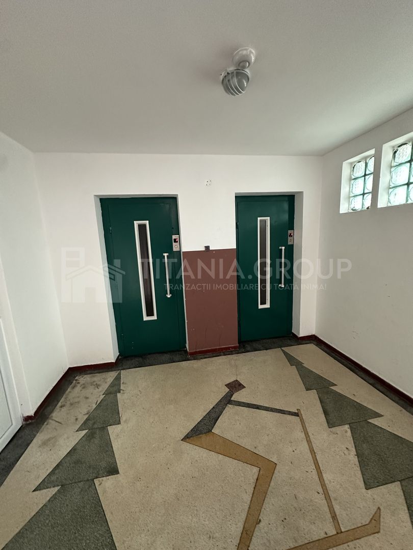 Garsonieră de vânzare în Bd. Victoriei cu vedere spre Tampa - Poză 10