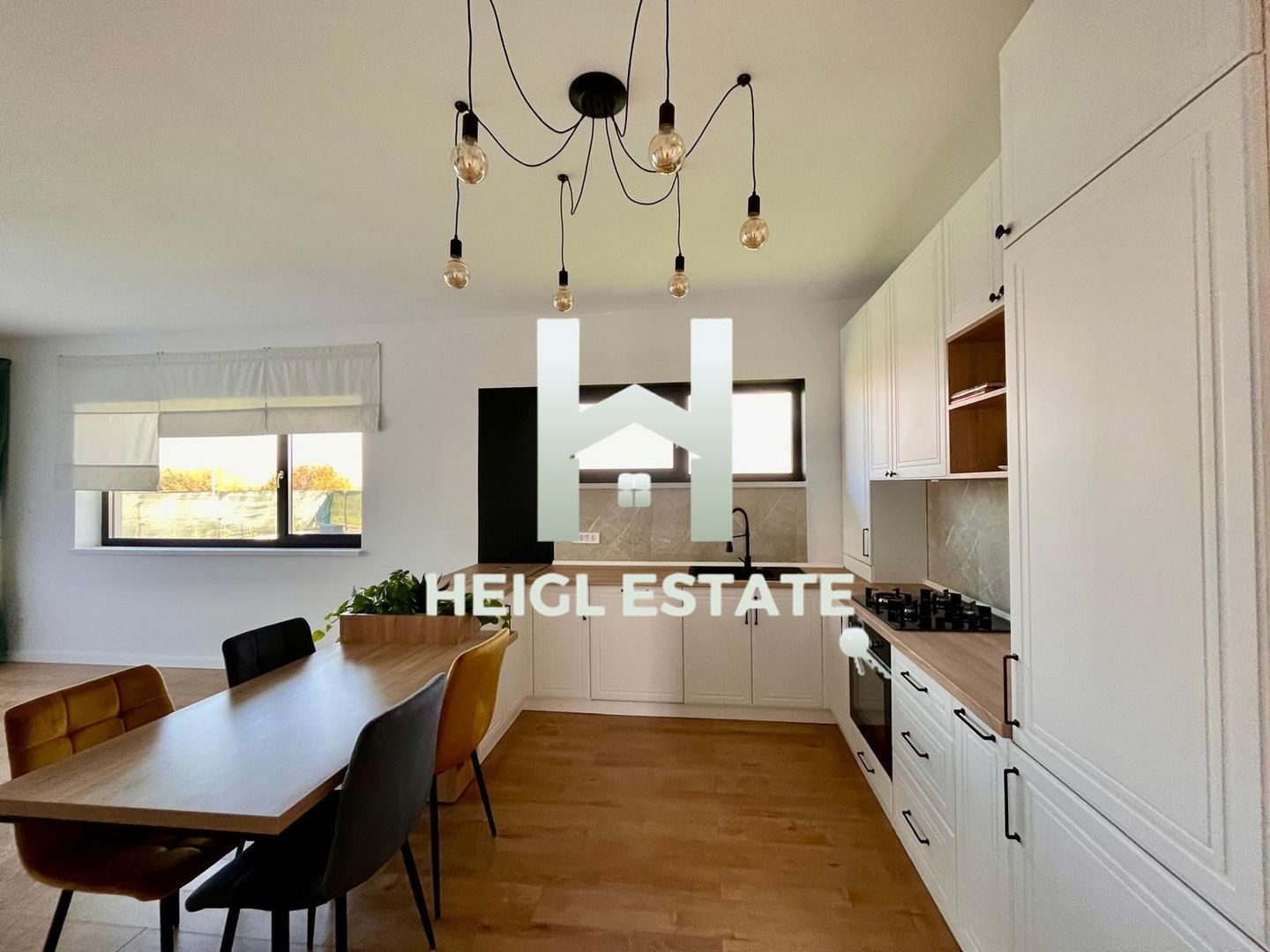 Casa individuala cu 4 camere si 640 mp gradina in Mosnita Noua - Poză 3