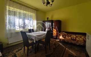 Casă de închiriat cu 3 camere în zona Cantemir, Oradea. - Poză 1