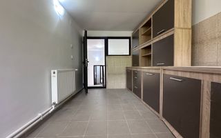 Între dealuri, viță de vie și liniște deplină! Vanzare casa in Prahova - Poză 19