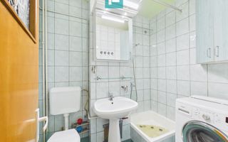 Apartament cu 5 camere în zona Polivalentă - Poză 11