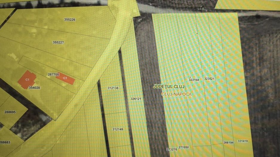 De vanzare teren 5000 mp pe strada Giuseppe Verdi in Iris - Poză 5