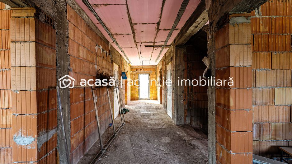 Casă nouă 6 camere semifinalizată în Sântana - Poză 4