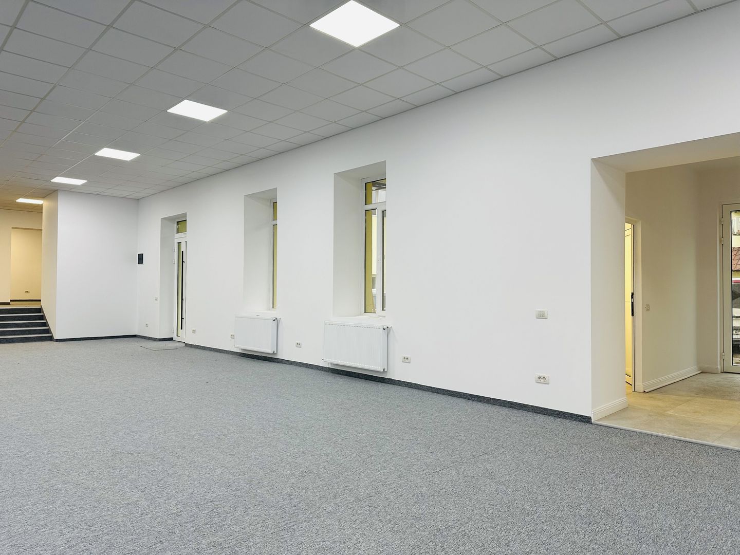 Oferta Inchiriata -Cladire Birouri Clasa A - Renovata integral | 276 mp | Com 0% - Poză 18