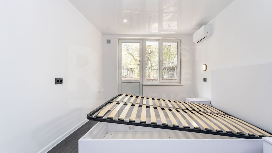 Vânzare, casă, 2 camere, str. Stejarilor, Vadului Vodă - Poză 3