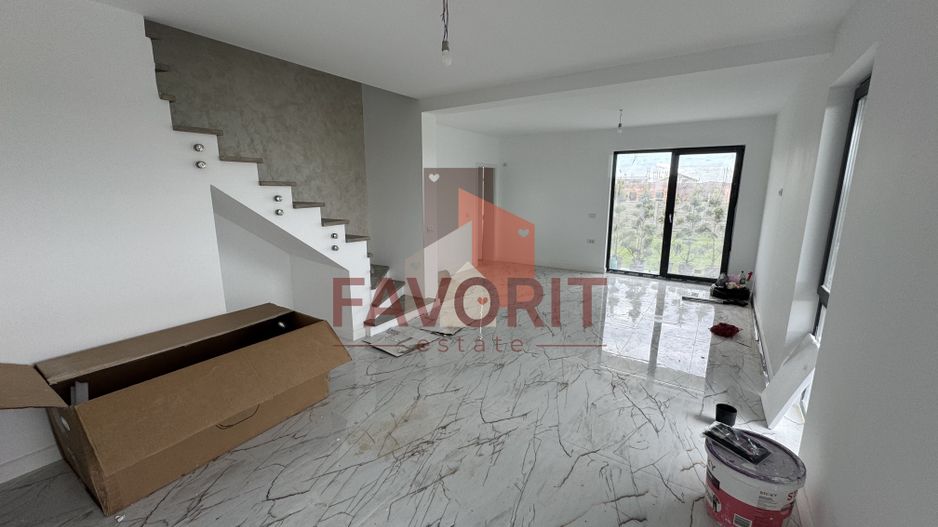 Comision 0%. Panouri si pompa de caldura. Despartit prin camera tehnica - Poză 10