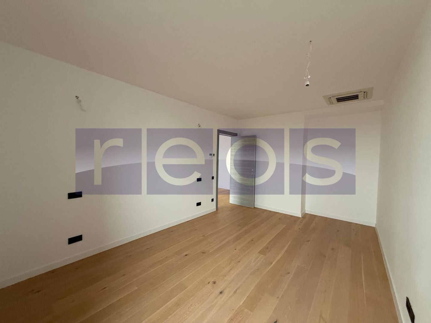 VANZARE  | FLOREASCA | GATA DE MUTARE| PARCARE | PARC VERDI - Poză 8