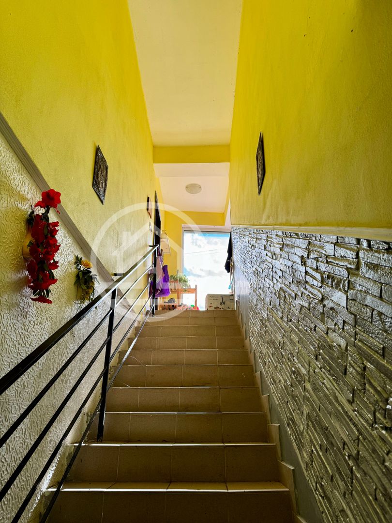 Apartament de vânzare cu 3 cam. pe doua nivele, Sânmartin, Oradea - Poză 3