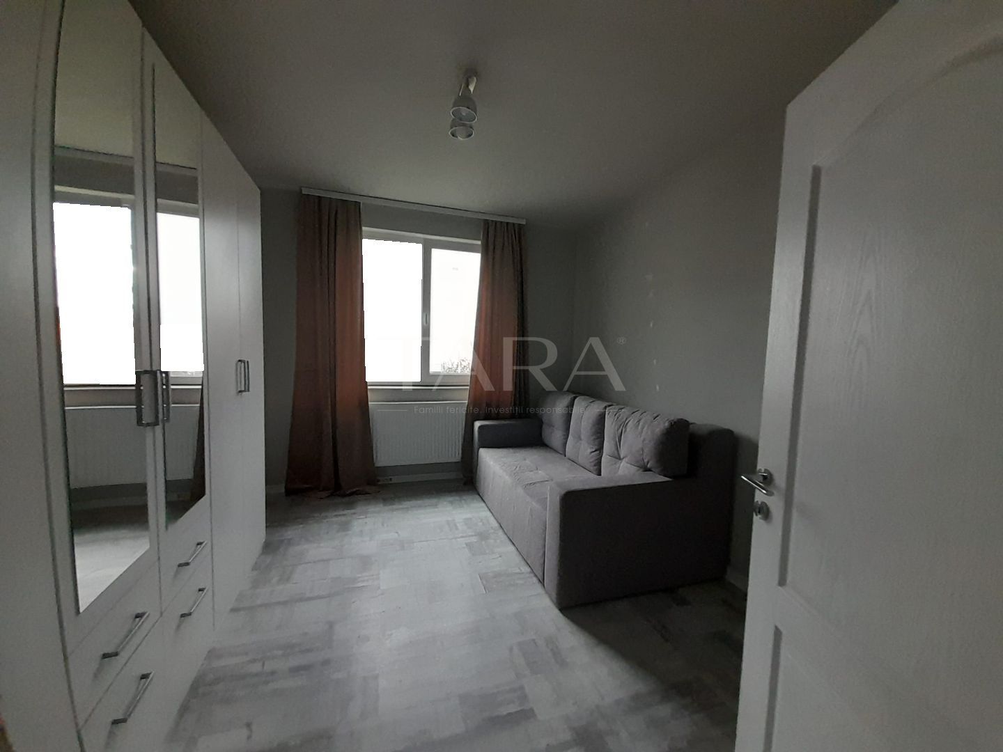 Apartament cu 3 camere și grădină în Apahida - Poză 3