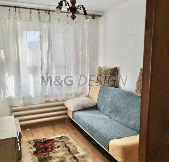 Apartament 2 camere Complexul Studentesc etaj 1 - Poză 2