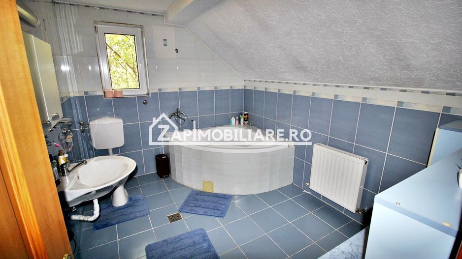 Casa 4 camere,2 bai,1 garaj,150mp,688 mp teren, 0% comision - Poză 6