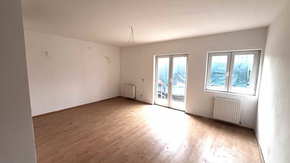 Villa Pipera | Rond OMW - 5 camere | 137mp | 48mp curte - Poză 5