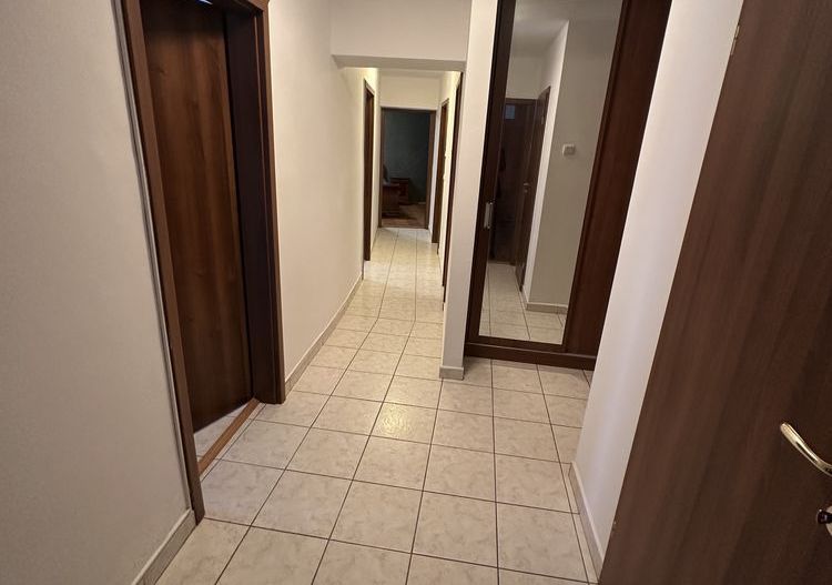 Vand aparatament 3 camere decomandat bdul Unirii, fantani - Poză 7