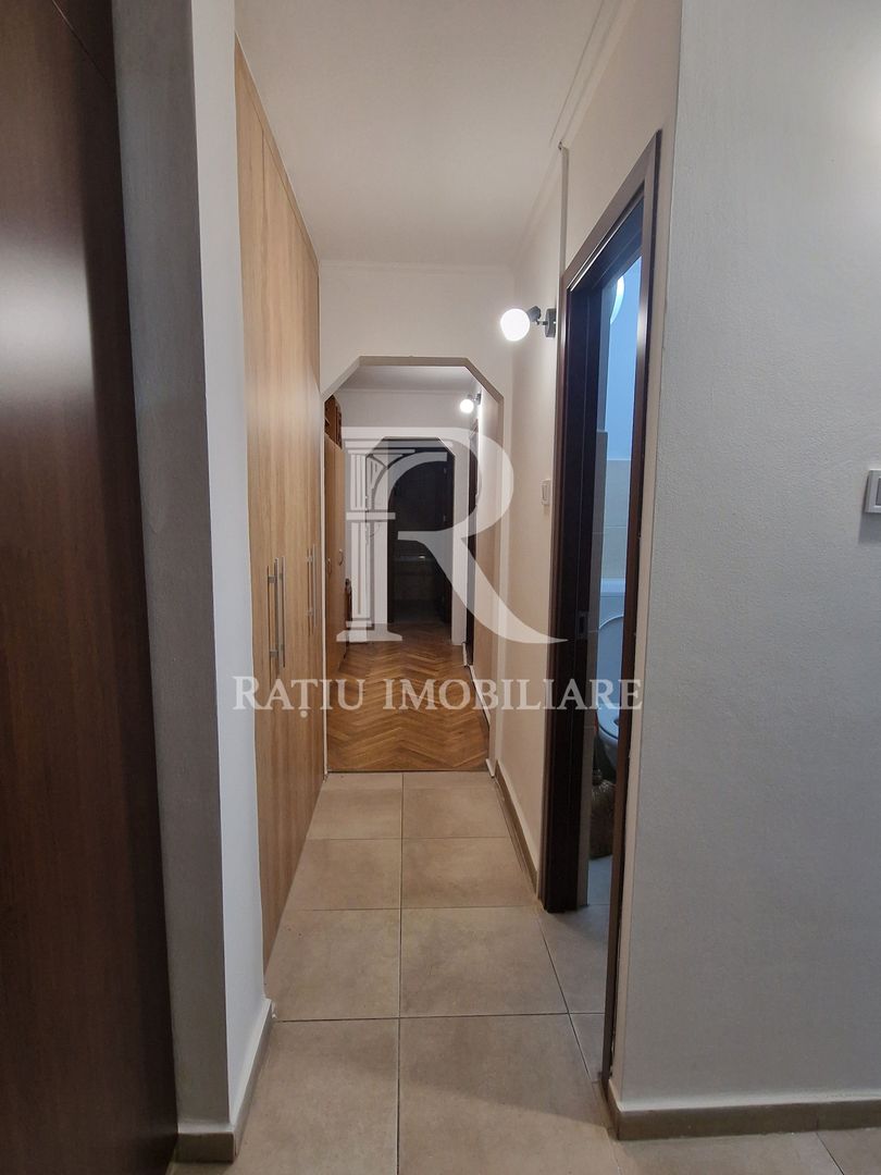 Apartament cu 3 camere | Parcare | Sfantul Apostol Andrei | Oradea - Poză 3