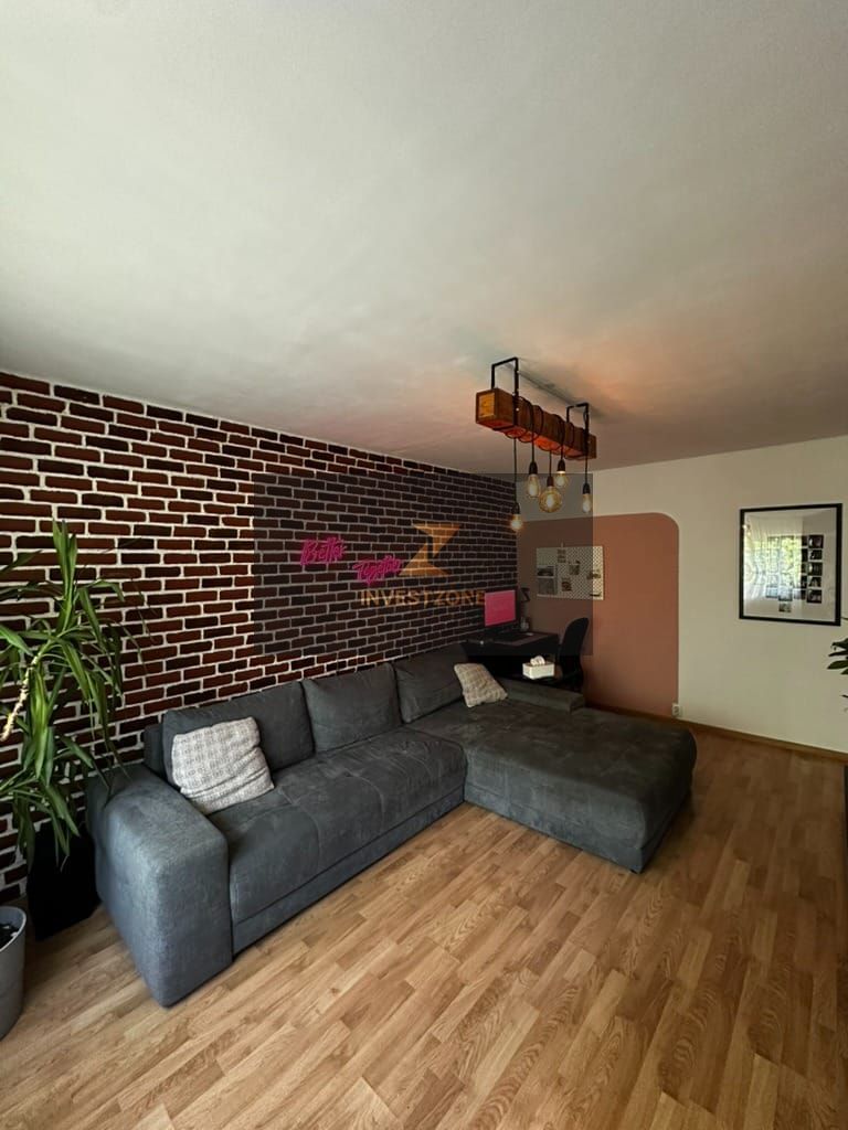 DE VANZARE APARTAMENT DE 2 CAMERE ET 2 ORADEA - Poză 2