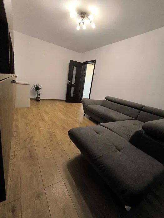 Apartament de inchiriat 2 camere zona 1 Decembrie - Poză 2