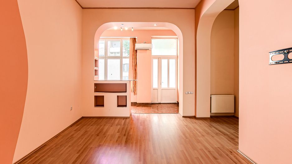 Rezervat Apartament spațios cu vedere la Bulevardul Revoluției Arad - Poză 6