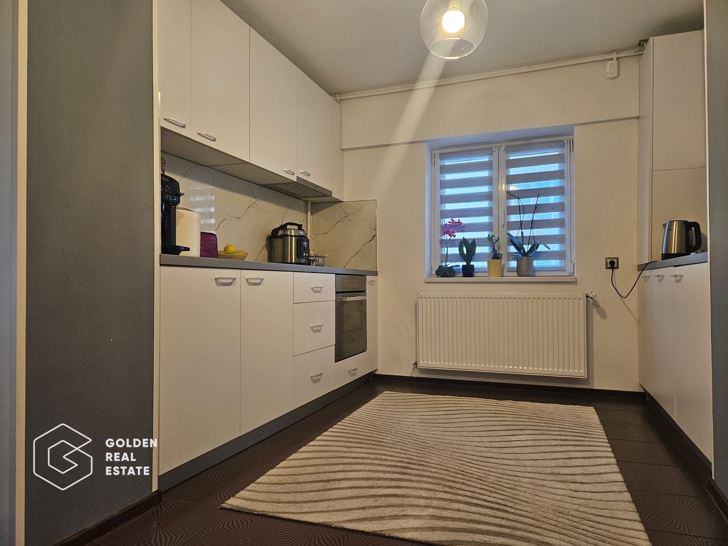 Apartament 4 camere in centru Otopeni, 2 bai, mobilat si utilat - Poză 6