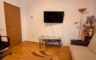 Apartament cu 3 camere și 2 locuri de parcare, zona Florilor. - Poză 2