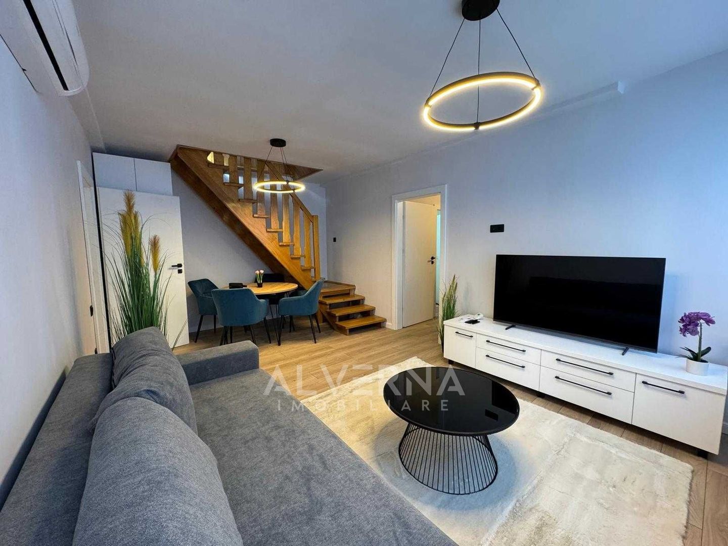 Apartament tip duplex | 3 camere | 3 bai | parcare | Pta Mihai Viteazu - Poză 2