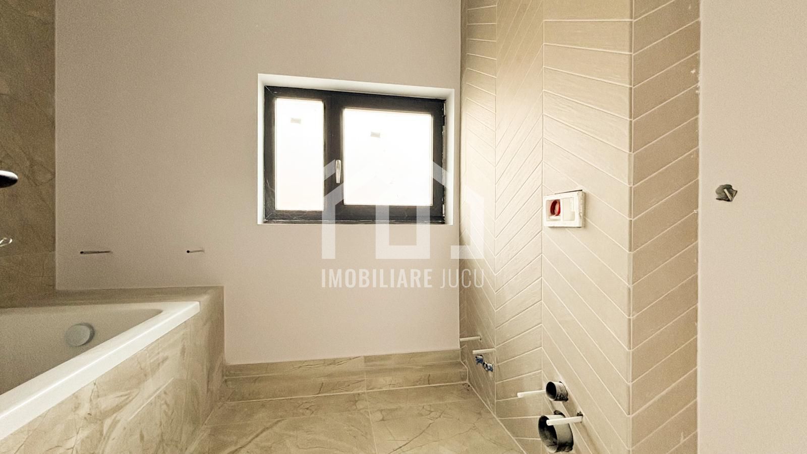 Casă individuala 4 camere,  146mp, Finisata,  Garaj, Jucu de Mijloc - Poză 12