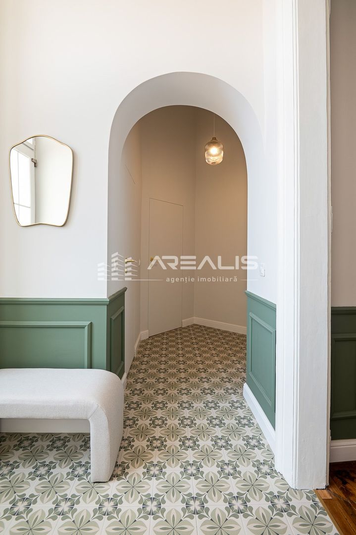 VÂNDUT!!! Apartament splendid in centrul Aradului - Poză 11