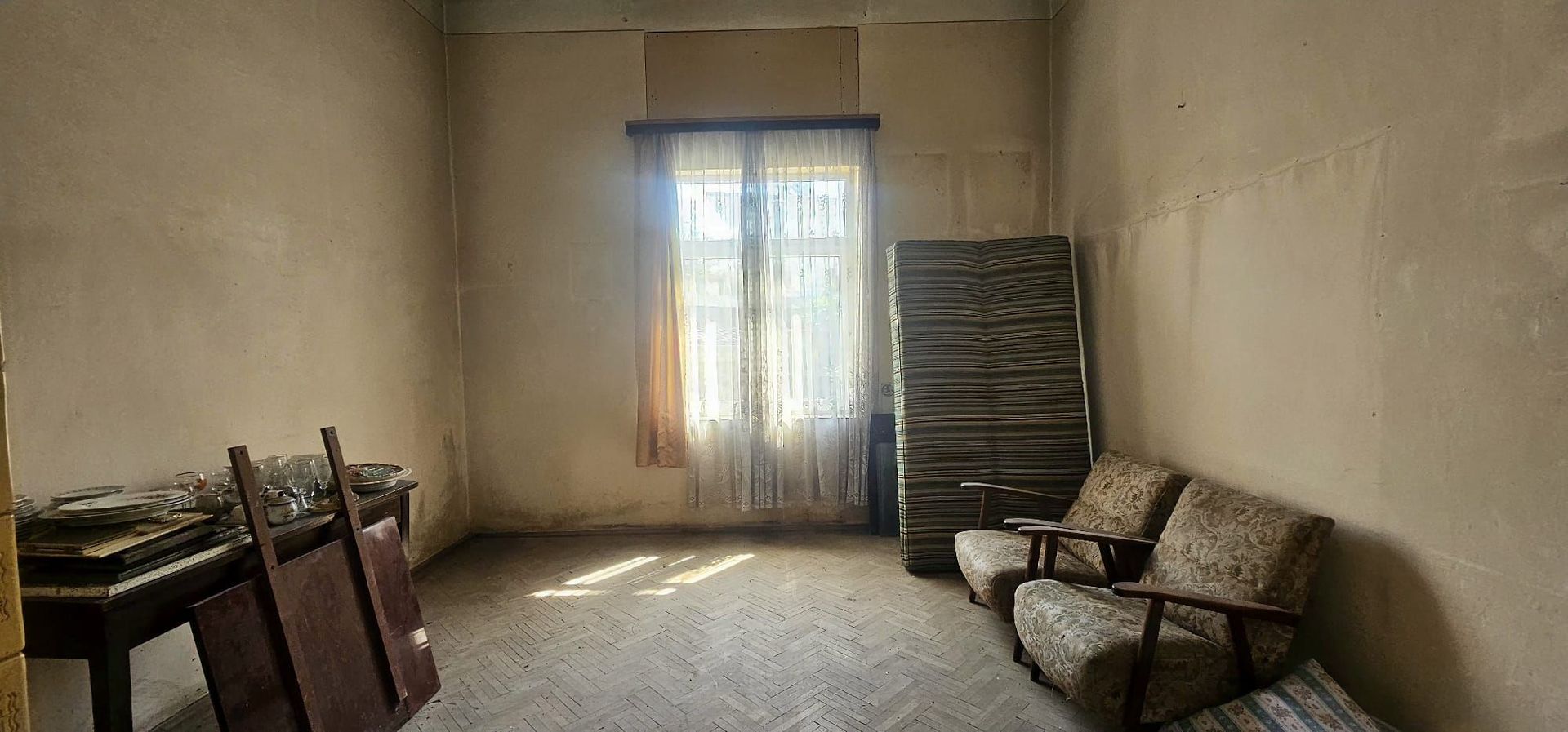 Casa de vanzare – Zona Centru, Strada Garii – 85.000€ - Poză 8