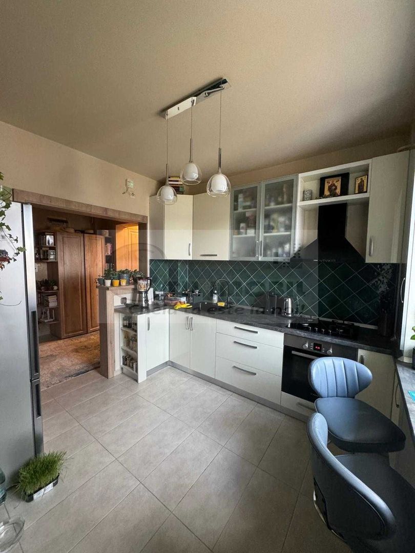 Apartament cu 2 camere decomandat cu lift - Bucium ! - Poză 5