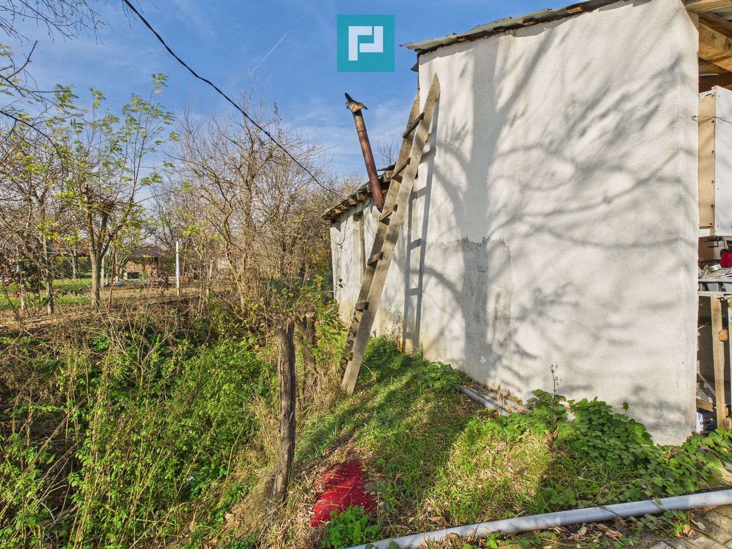 Casuță cu priveliște panoramică spre Cetatea Șiria - Poză 27