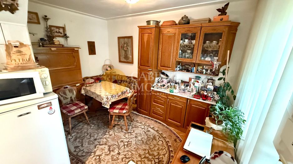 Apartament cu 3 Camere, 2 Bai - Etaj 3 - Zona Podu Ros - Poză 6