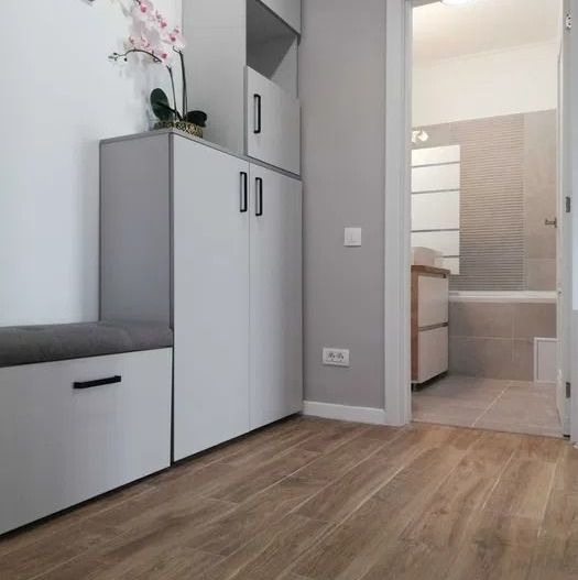 GARSONIERA LUJERULUI, BLOC NOU, CENTRALA, METROU, BUCATARIE INCHISA - Poză 4