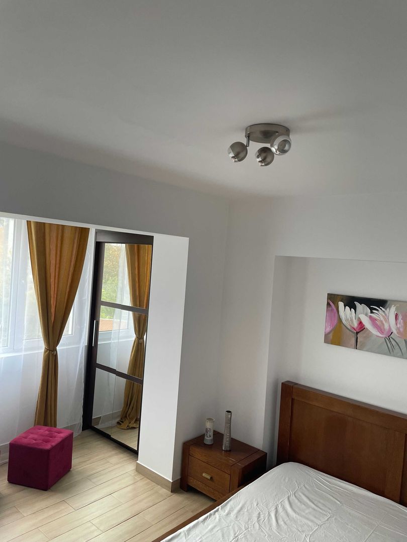 2 camere - Aparatorii Patriei , stradal - Poză 4