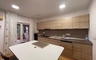 Casă individuală cu 5 camere și teren foarte mare |Moșnița Veche| - Poză 6